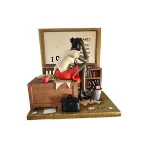 Annie Lee
"5th Grade Substitute"
- Ltd Edition #1357/3500-
1997|2005 
Damage